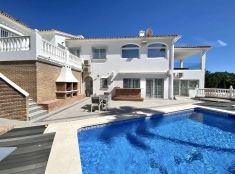 Villa Benalmadena Pueblo € 1.495.000,-