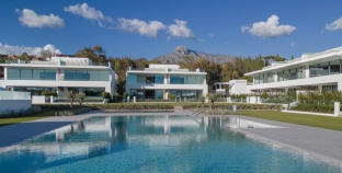 Halfvrijstaande woning Golden Mile € 7.200.000,-