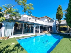 Vrijstaande villa Estepona Golf € 799.000,-