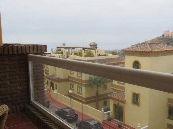 AVEABP417_10362_V0_4F02.jpg