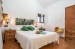 32-e7f90ea5feef5e01d64d74d6b6d8a834.jpg